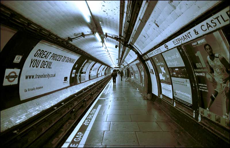 London Tube - Elephant & Castle
